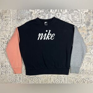 Nike Sweatshirt Women’s Size M Colorblock Embroidered Logo Crewneck CJ6278-010